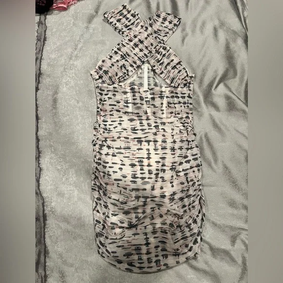 Heiress Beverly Hills Dress - Picture 3 of 5